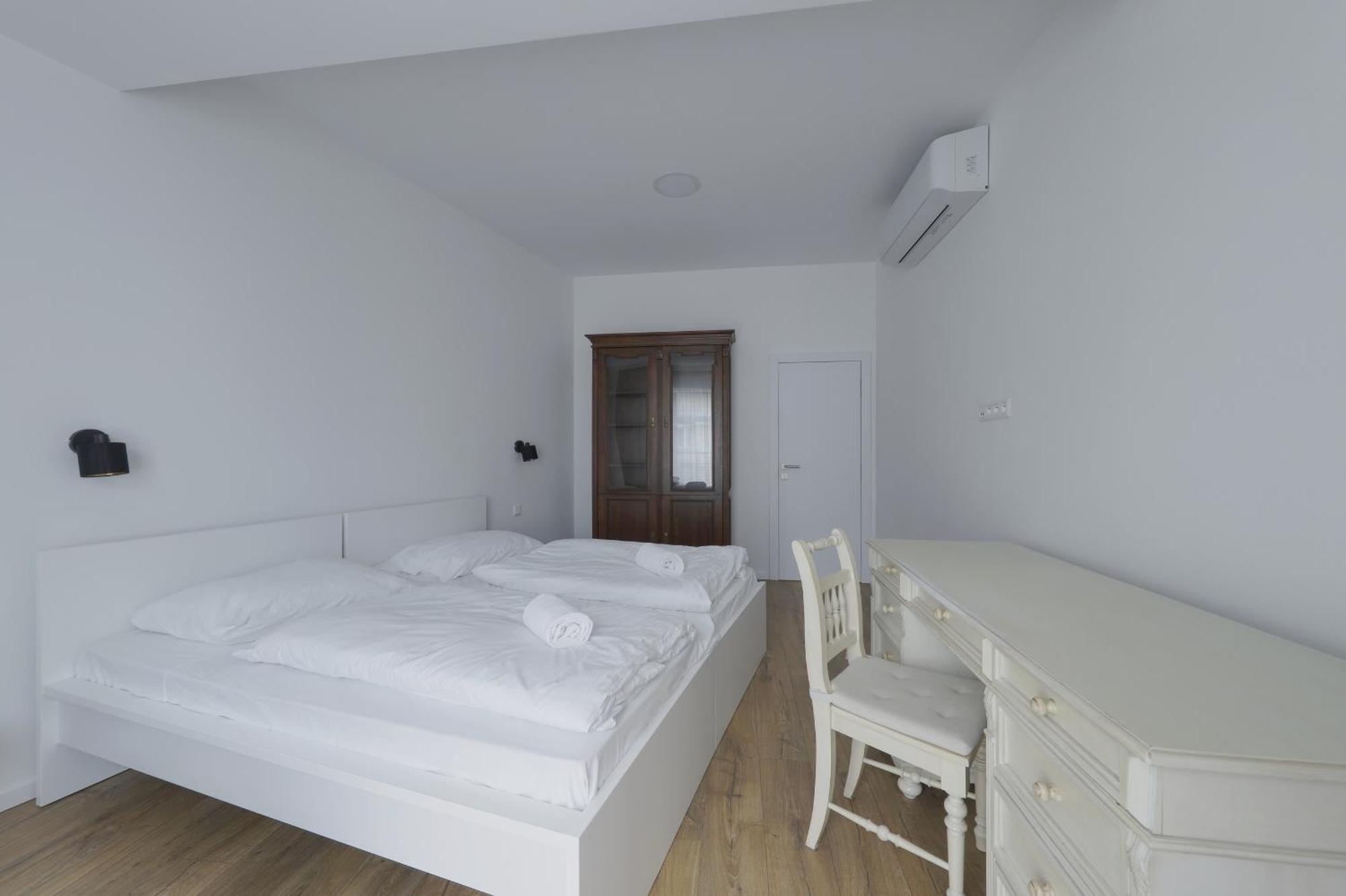 Shone Apartment Old Town 2 Bedroom Pressburg Exterior foto